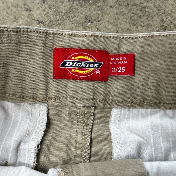 Dickies khaki mini skirt raw edge hem size 3 - Picture 5 of 8